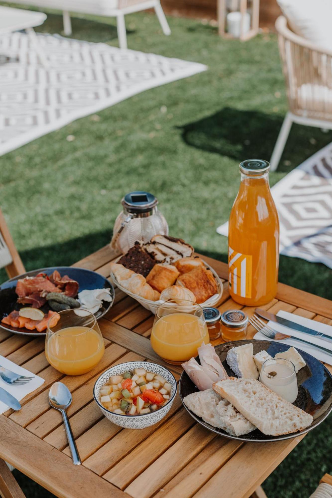 Hotel Le Romantica Pennedepie Εξωτερικό φωτογραφία