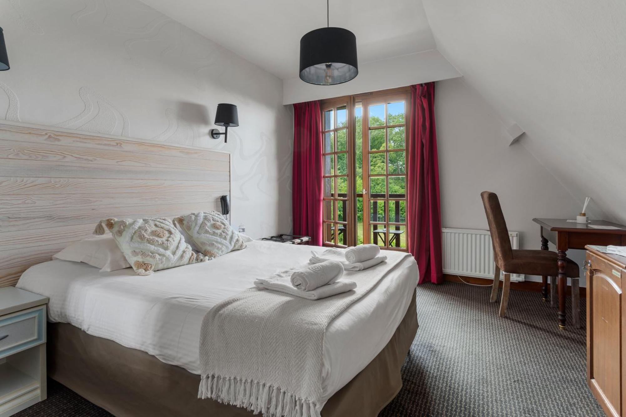 Hotel Le Romantica Pennedepie Εξωτερικό φωτογραφία